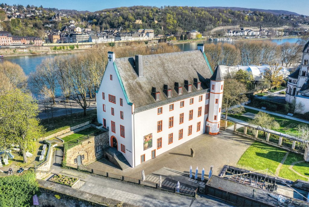 Ludwig-Museum-im-Deutschherrenhaus-2020-©-Ilya-Pusenkoff.j